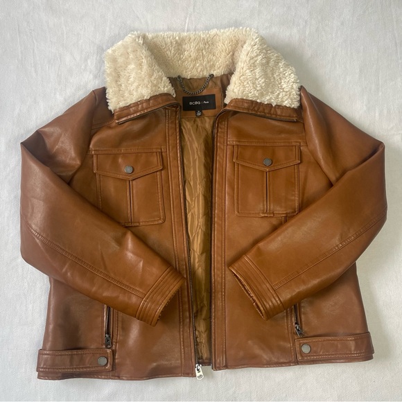 NEW 1X Brown Leather Jacket with White Fur, Button up with zipper and Collar - Picture 3 of 10